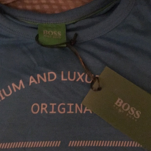 Hugo boss shirt - Picture 2 of 4